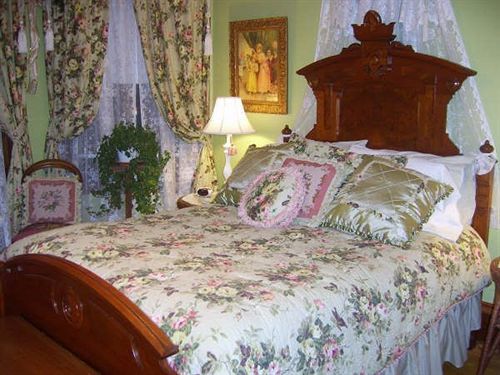 The Pillar Inn Cold Spring Экстерьер фото